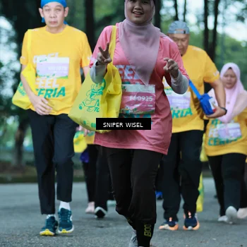Runner Photo 7750878