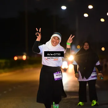 Runner Photo 7750919