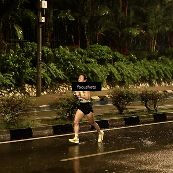 Runner Photo 7750921