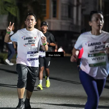 Runner Photo 7750931