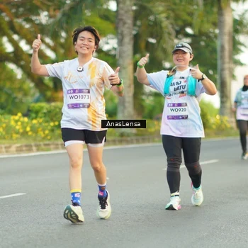 Runner Photo 7750932