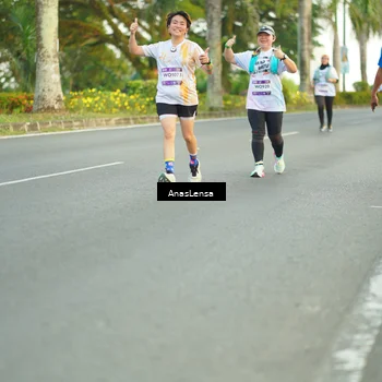Runner Photo 7750934