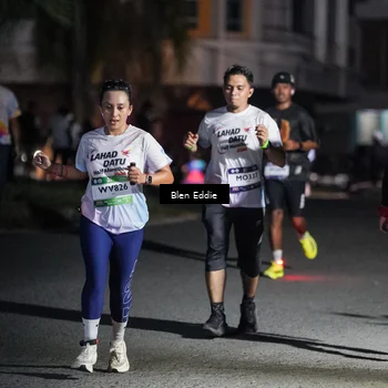 Runner Photo 7750937