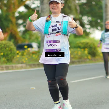Runner Photo 7750948