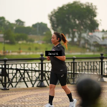 Runner Photo 7750955
