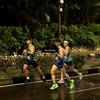 Runner Photo 7750974