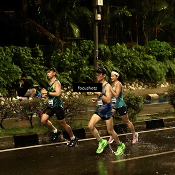 Runner Photo 7750979