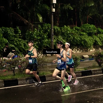 Runner Photo 7750980