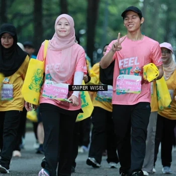 Runner Photo 7750984