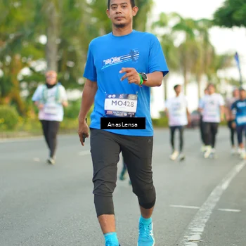 Runner Photo 7750996