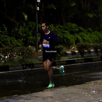 Runner Photo 7751017