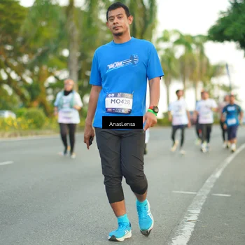 Runner Photo 7751019