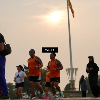 Runner Photo 7751020