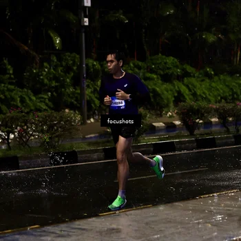 Runner Photo 7751043