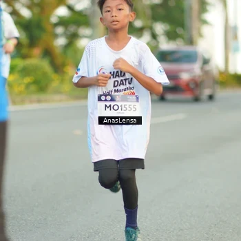 Runner Photo 7751044