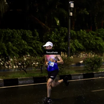 Runner Photo 7751046