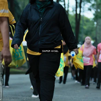Runner Photo 7751056