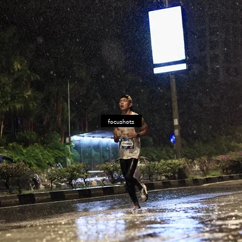 Runner Photo 7751080