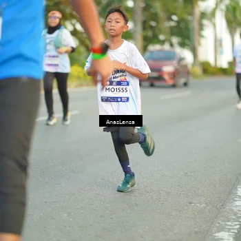 Runner Photo 7751087