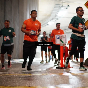 Runner Photo 7751098