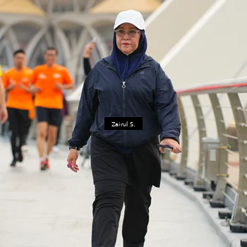 Runner Photo 7751107