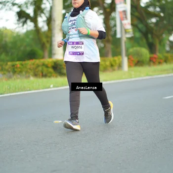 Runner Photo 7751109