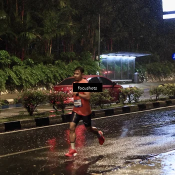 Runner Photo 7751113