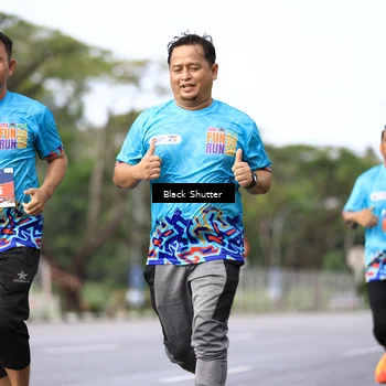 Runner Photo 7751122