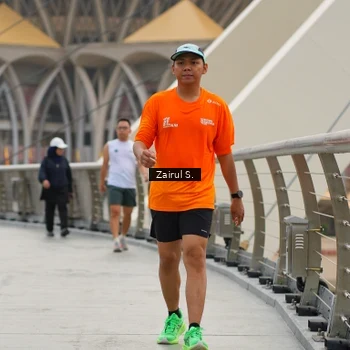 Runner Photo 7751128