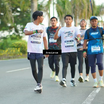 Runner Photo 7751133