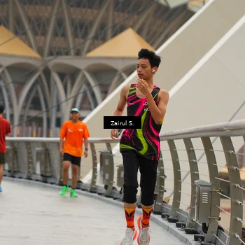 Runner Photo 7751136