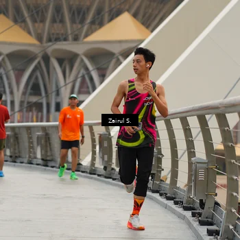 Runner Photo 7751139