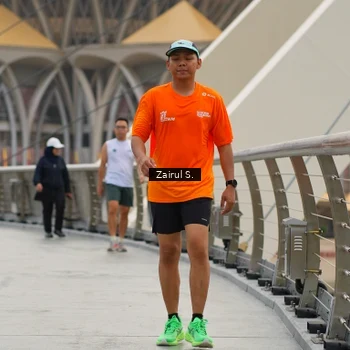 Runner Photo 7751141