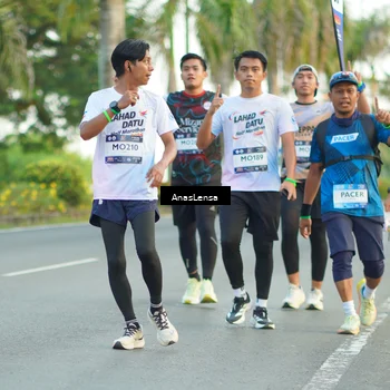 Runner Photo 7751155