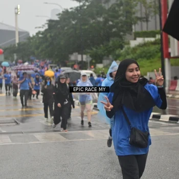 Runner Photo 7751178