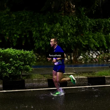 Runner Photo 7751183