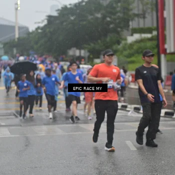 Runner Photo 7751184