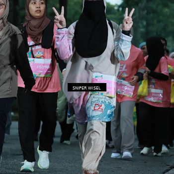 Runner Photo 7751192