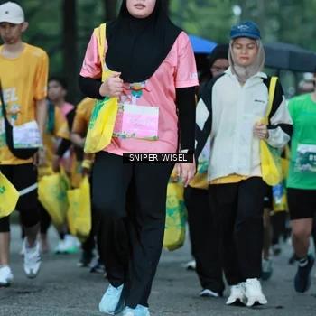 Runner Photo 7751209