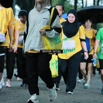 Runner Photo 7751217