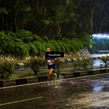 Runner Photo 7751239
