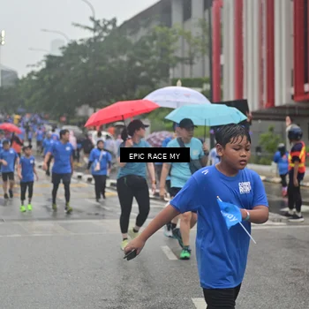 Runner Photo 7751242