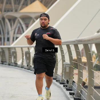 Runner Photo 7751250