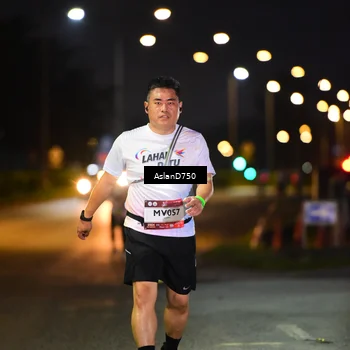 Runner Photo 7751266