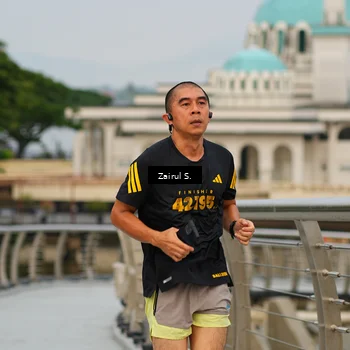 Runner Photo 7751267