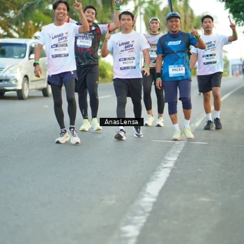 Runner Photo 7751280