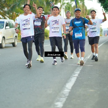 Runner Photo 7751288