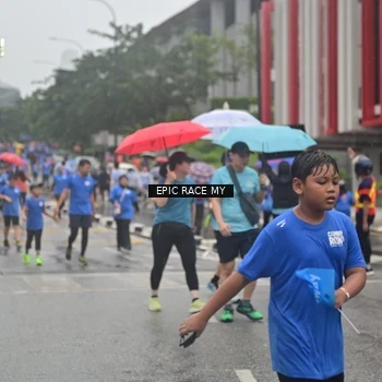 Runner Photo 7751293