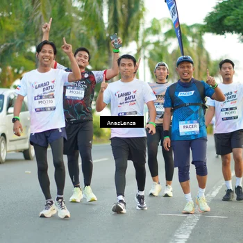 Runner Photo 7751299