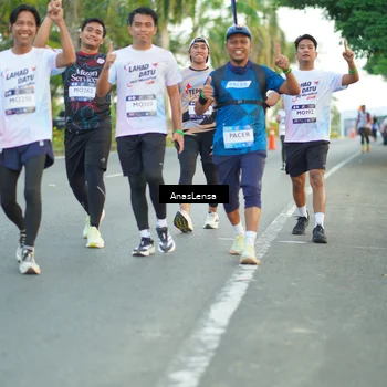 Runner Photo 7751306